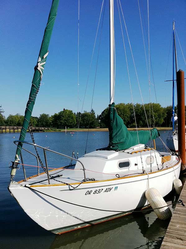 27 ft sailboat
