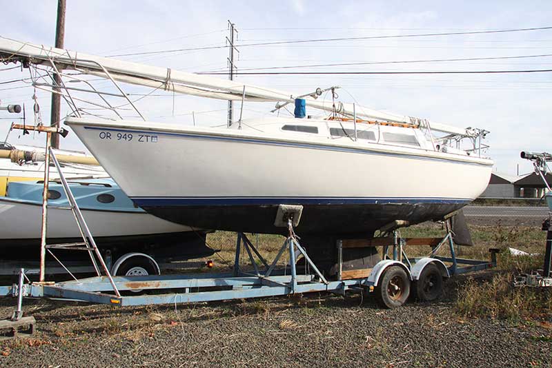 sailboat and trailer for sale